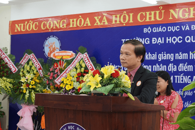 le khai giang 10